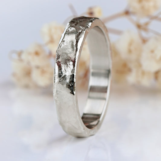 18ct White Gold 4mm Mineral Wedding Ring
