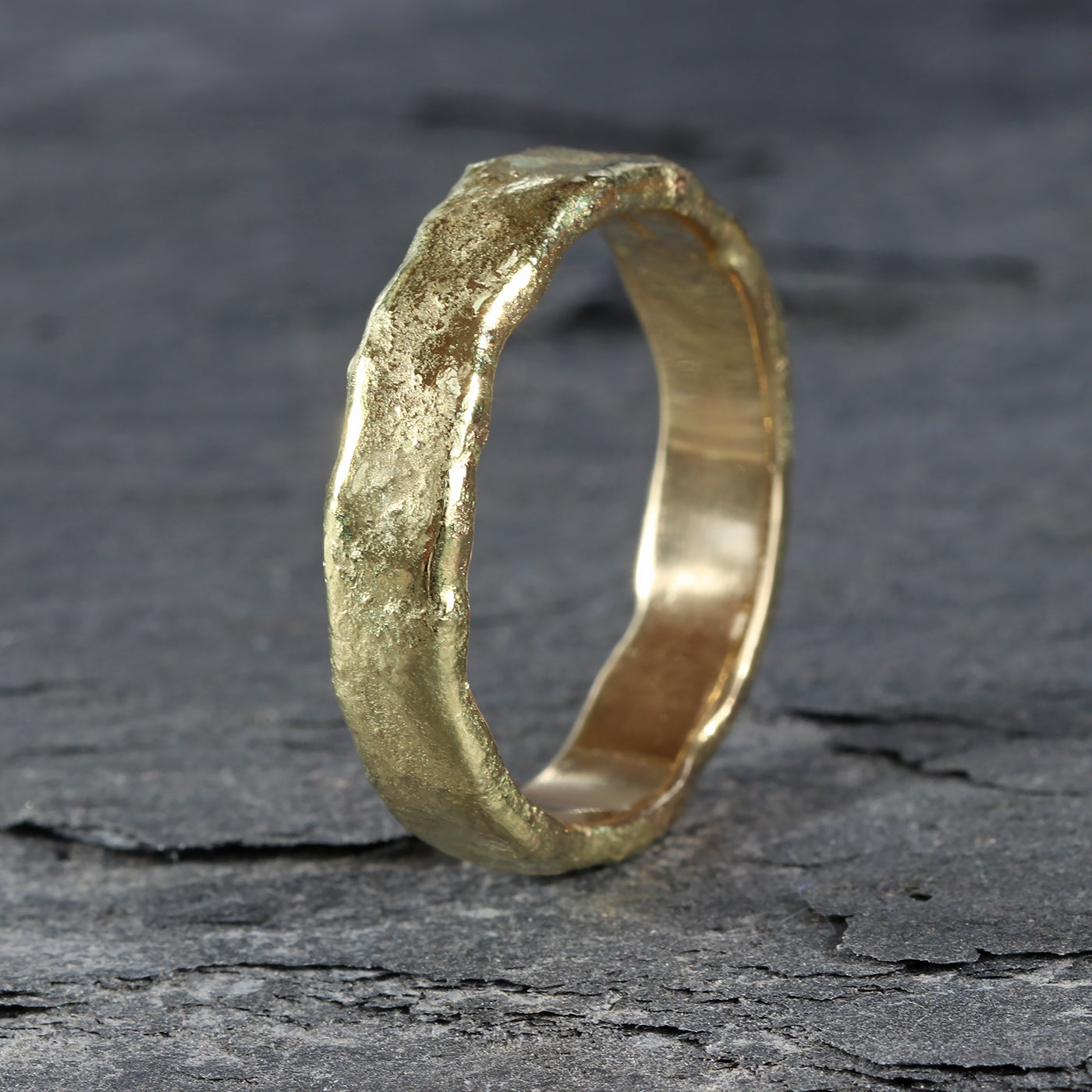 5mm Mineral Wedding Ring in 18ct Gold – Size T (resize G to T 1/2)