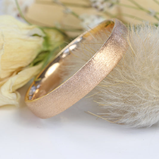 4mm Rose Gold Spun Silk Court Wedding Ring (Size O 1/2, Resize G-P)