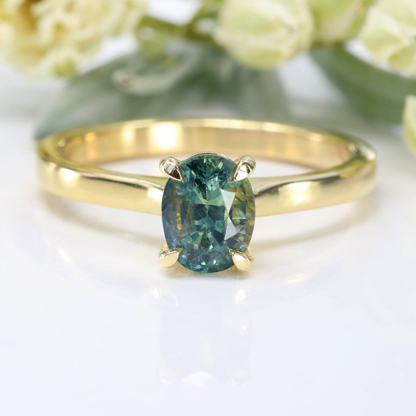 18ct Gold Oval Green Sapphire Solitaire Engagement Ring (Size L , Resize J - O)