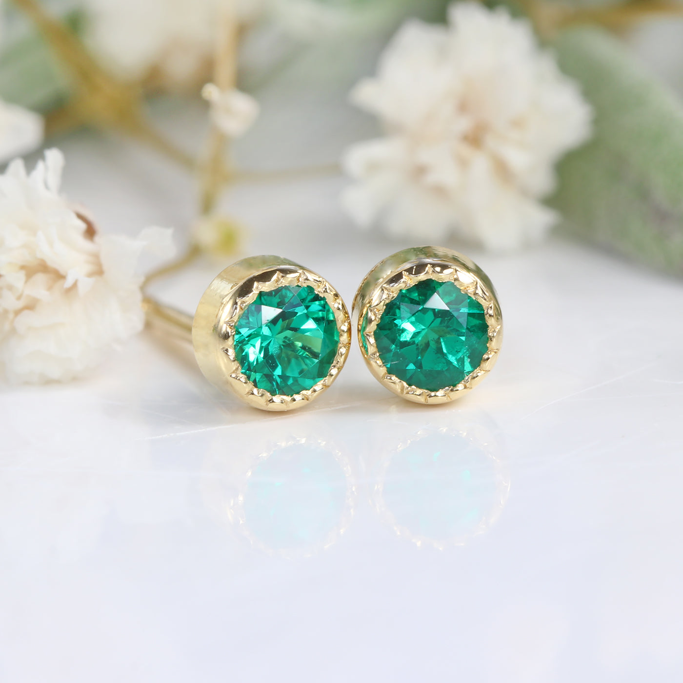 Emerald Stud Earrings in 18ct Gold (May Birthstone) – Lilia Nash