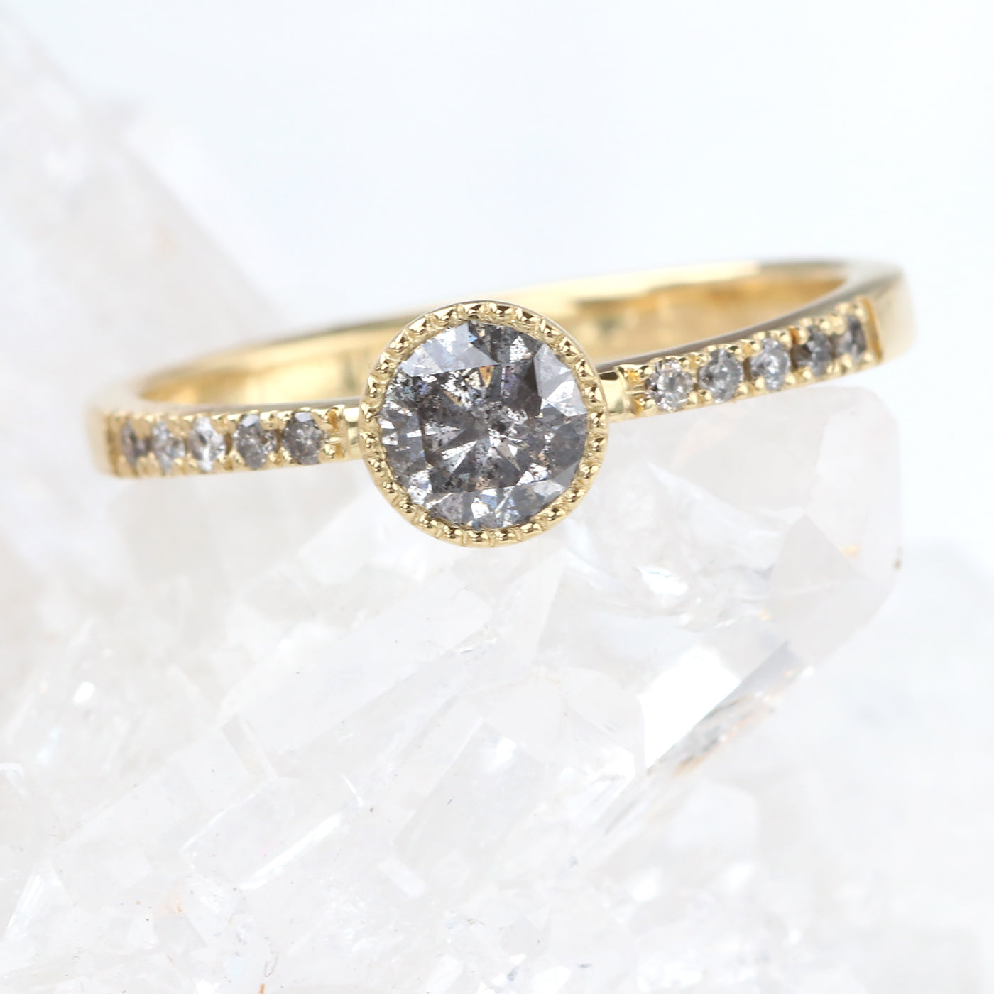 18ct Gold Salt & Pepper Milgrain Solitaire Diamond Engagement Ring with Pavé Band
