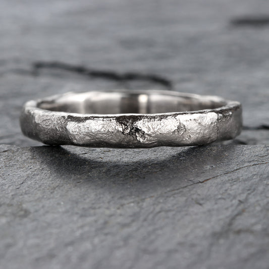 Platinum 3mm Magma Wedding Ring