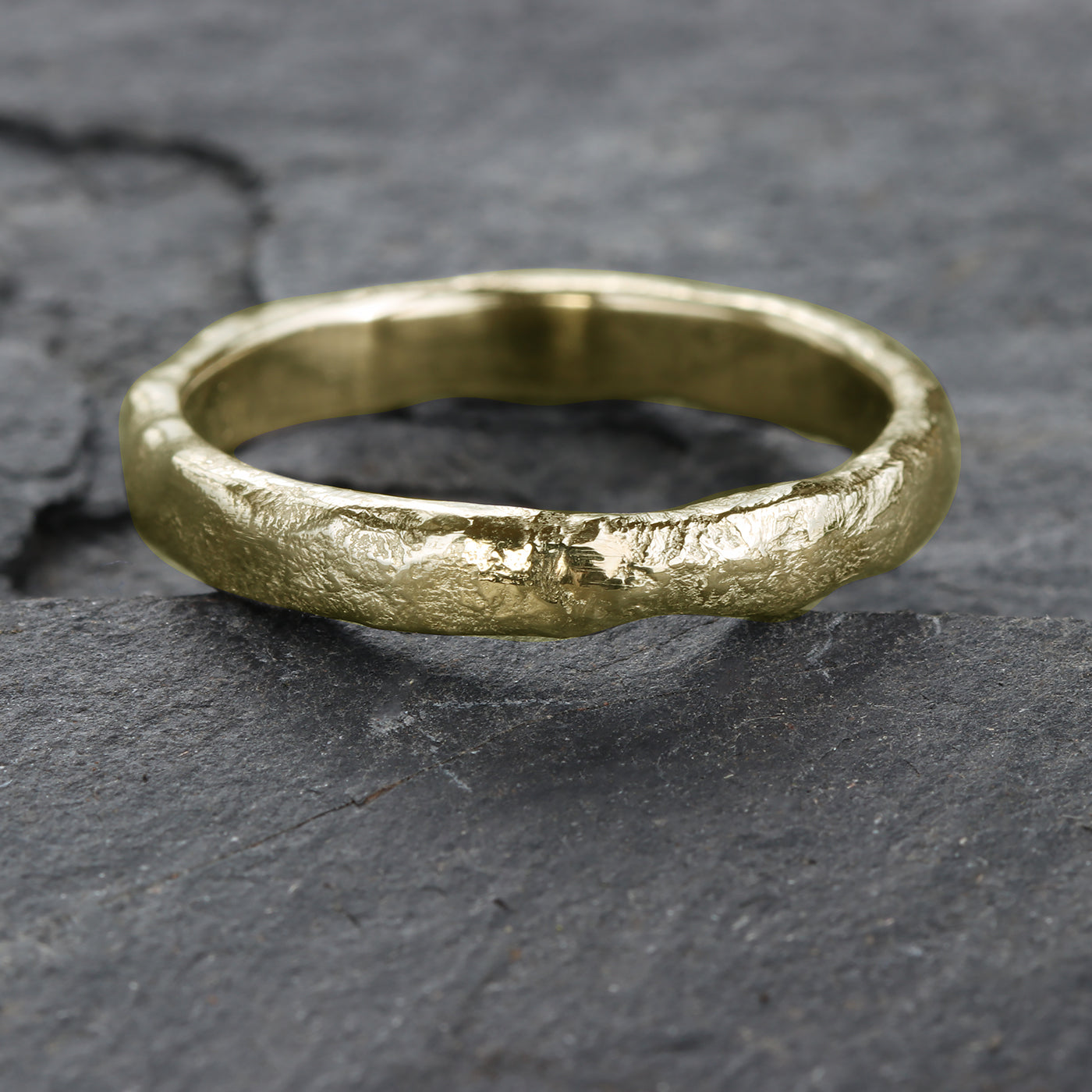 18ct Gold 3mm Mineral Wedding Ring