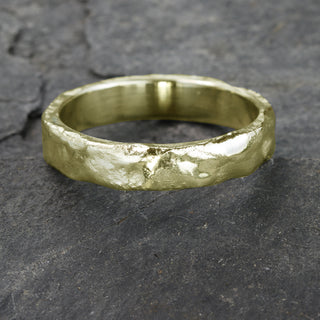 18ct Gold 4mm Mineral Wedding Ring