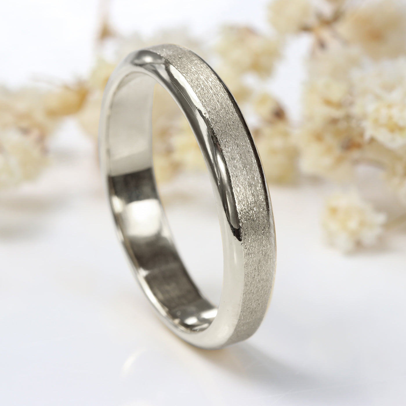 Platinum 4mm Bevelled Edge Wedding Ring