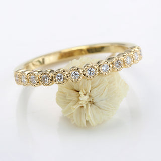 18ct Gold Milgrain Engraved Diamond Wedding Ring