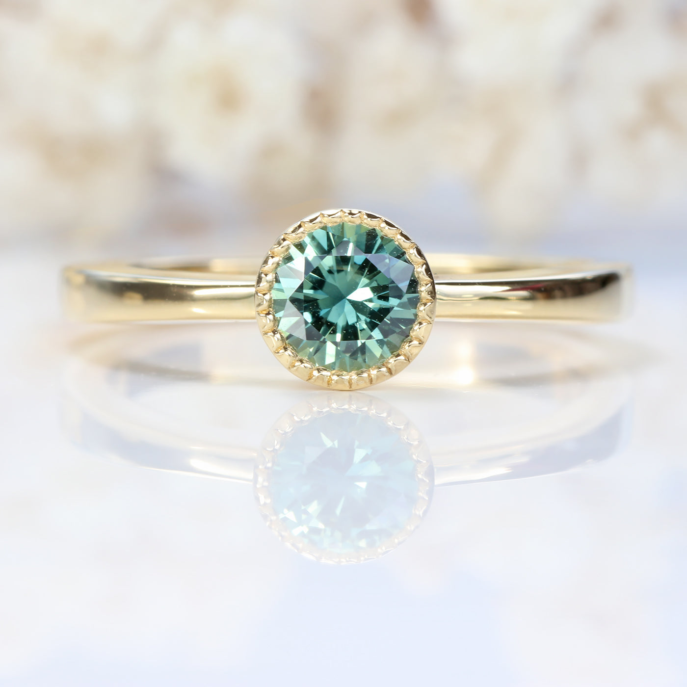 Teal Green Sapphire Solitaire Engagement Ring in 18ct Gold (Size K, Resize I – M)
