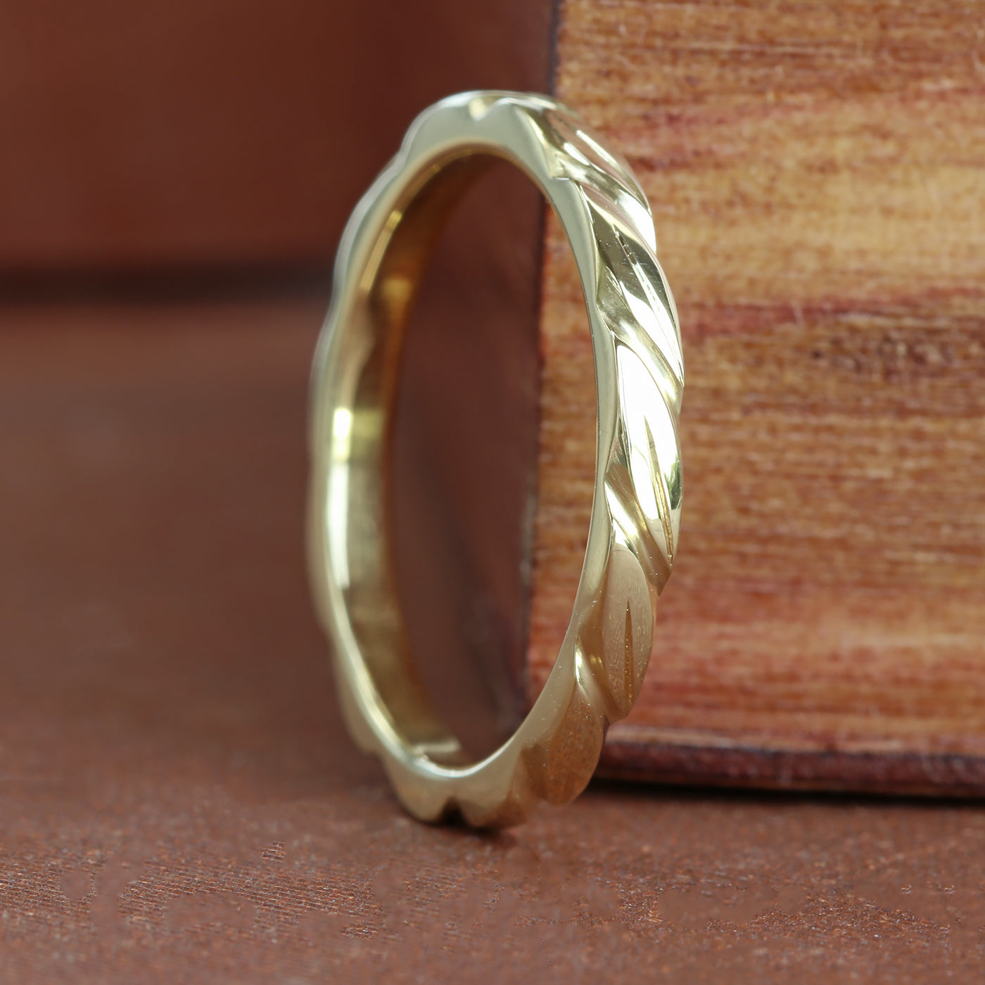 18ct Gold Slim Carved Leaves Wedding Ring