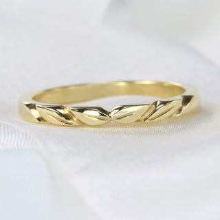 18ct Gold Slim Leaf Wedding Ring