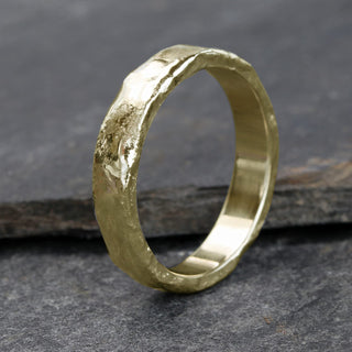 18ct Gold 4mm Mineral Wedding Ring
