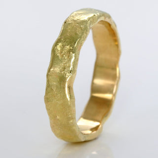 Men's 18ct gold 5mm molten wedding band 