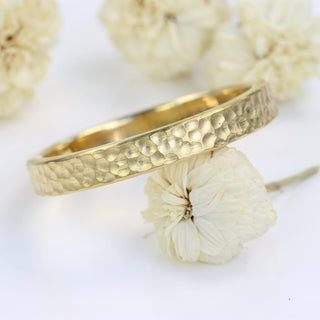 3mm Flat Hammered 18ct Gold Wedding Ring