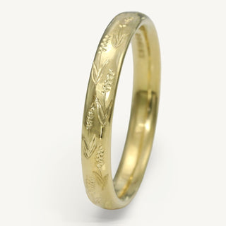 18ct gold 3mm court wedding ring with lavender flower engraving