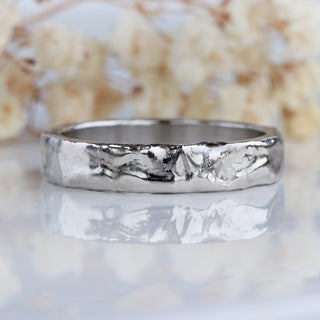 4mm Mineral Wedding Ring in 950 Platinum – Size P