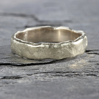 18ct White Gold 5mm Mineral Wedding Ring