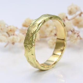 18ct Gold 5mm Mineral Wedding Ring