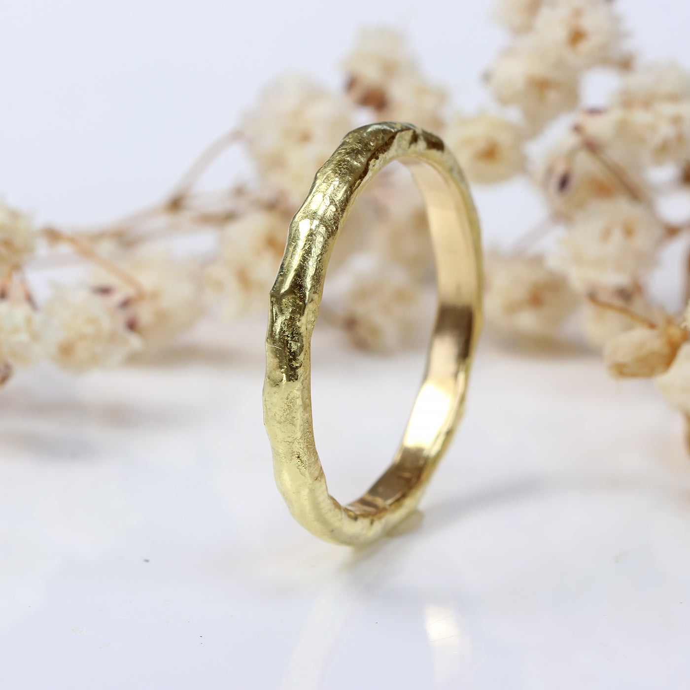 2mm Mineral Wedding Ring in 18ct Gold – Size L 1/2 (resize G to M)