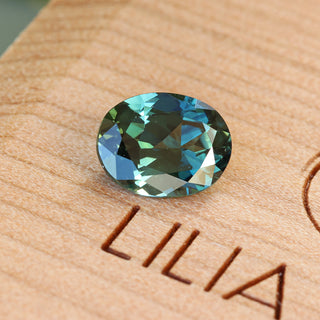 Fair Trade Oval Parti Sapphire - 7.47 x 5.81mm 1.36ct  SAOV24004