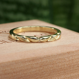 18ct Gold Slim Leaf Wedding Ring