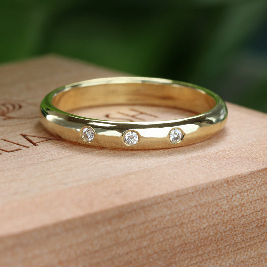 18ct Gold Three Diamond Wedding or Eternity Ring, Size M (Resize K 1/2 – M 1/2)