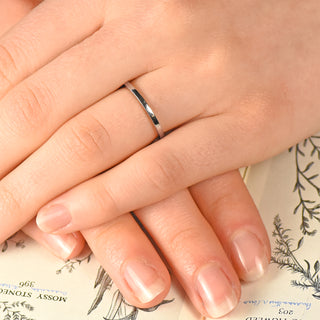 slim flat wedding ring