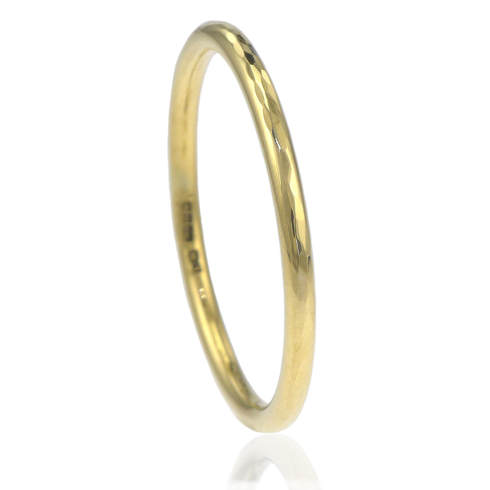 1.5mm hammered gold band