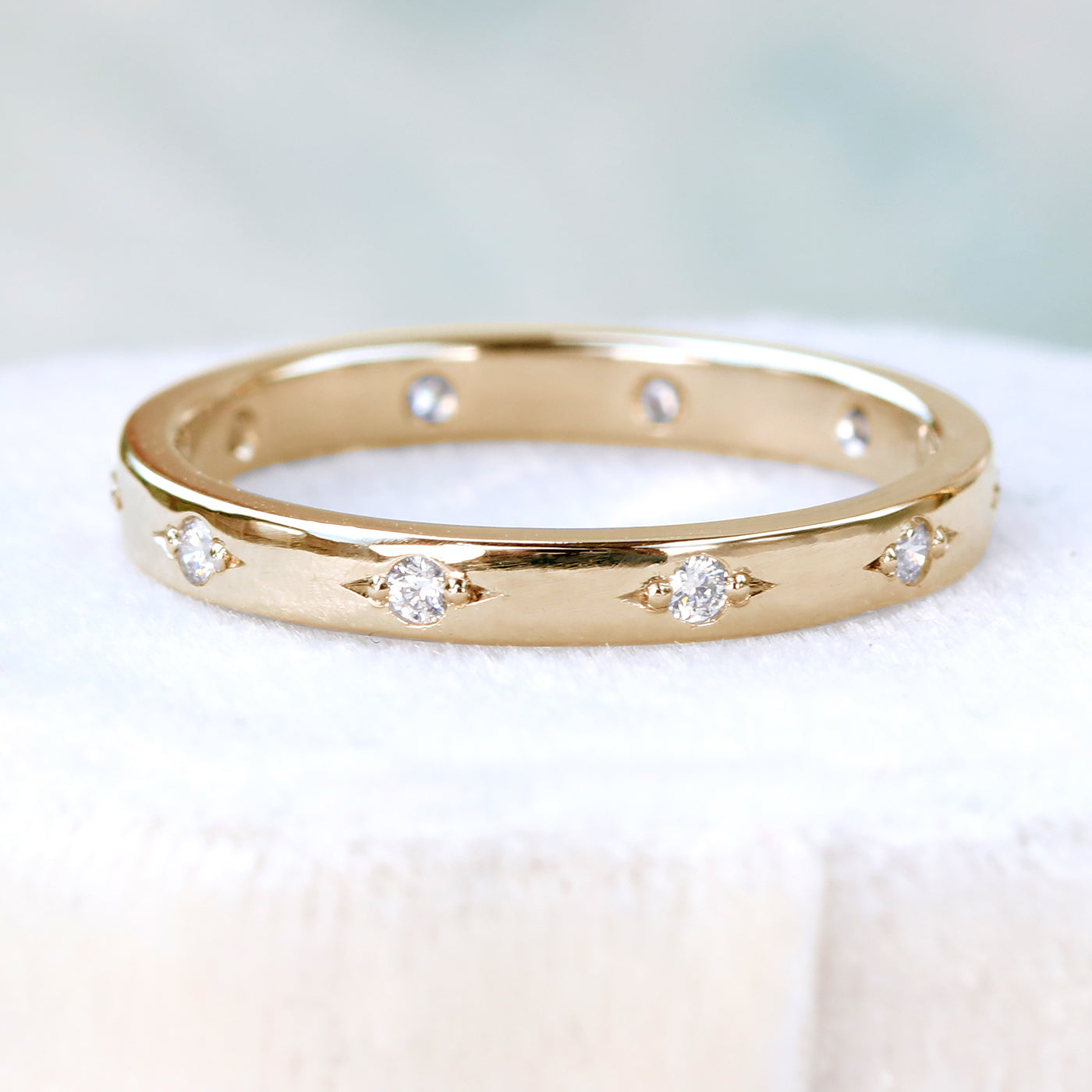 18ct Rose Gold Engraved Bead-Set Diamond Wedding Ring