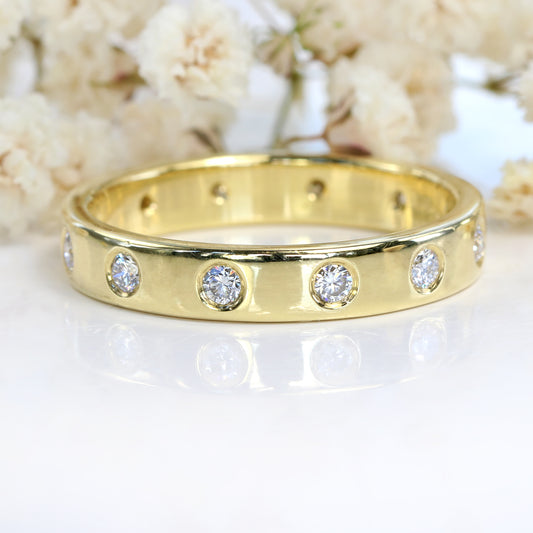3.5mm 18ct Gold Diamond Eternity or Wedding Ring, Size N 1/2