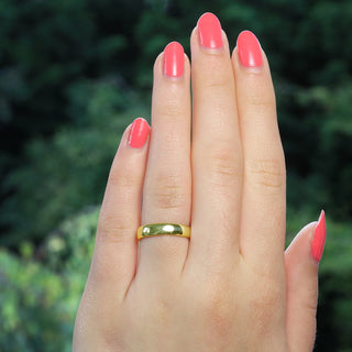 4mm 18ct Yellow Gold Comfort Fit Wedding Ring - Size S (Resize G - S 1/2)