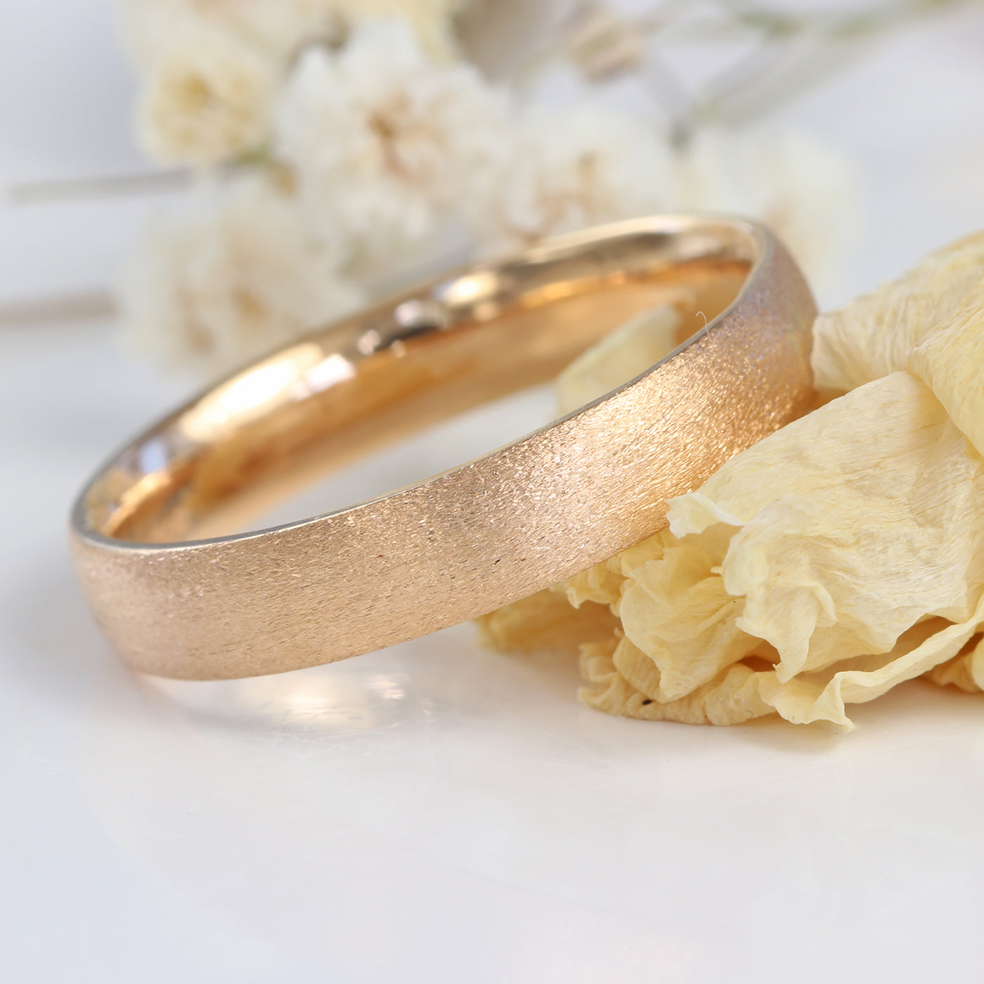 18ct Rose Gold Spun Silk 4mm Comfort Fit (Court) Wedding Ring