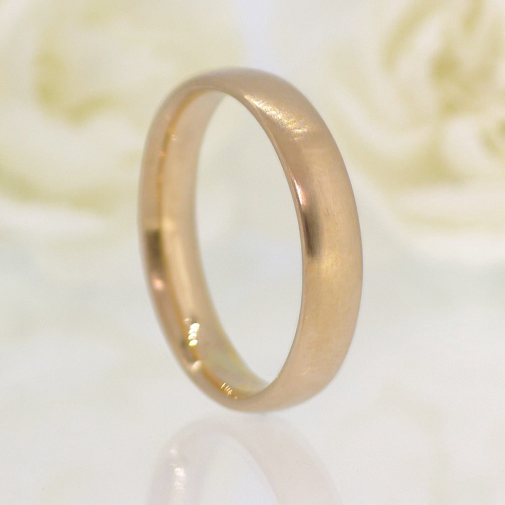 Comfort Fit Wedding Ring, Spun-silk Finish, in 18ct Rose Gold