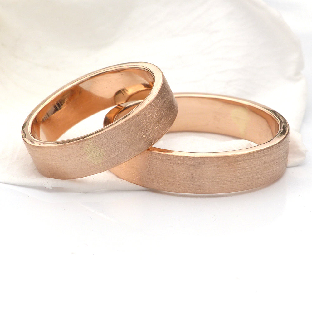 18ct rose gold wedding ring
