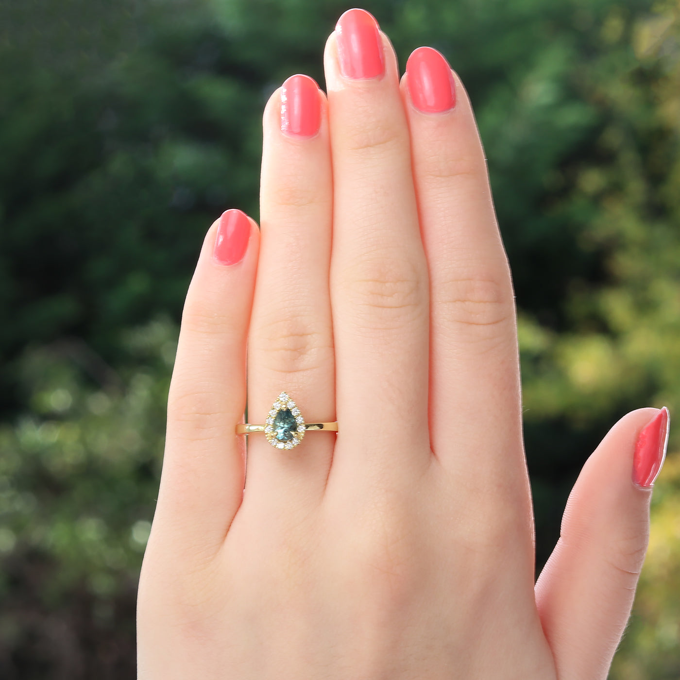 18ct Gold Teal Sapphire & Diamond Halo Ring