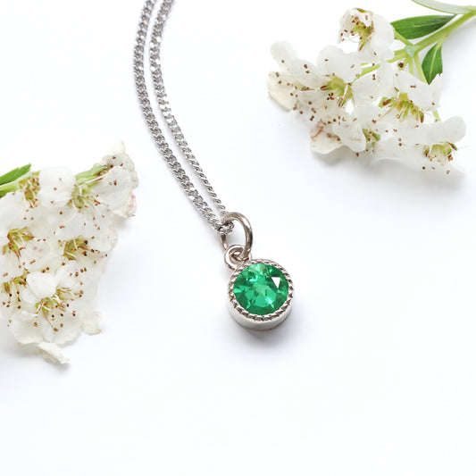 18ct White Gold Petite Milgrain Emerald May Birthstone Pendant