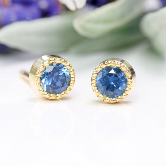 18ct Gold Sapphire Stud Earrings (September Birthstone)