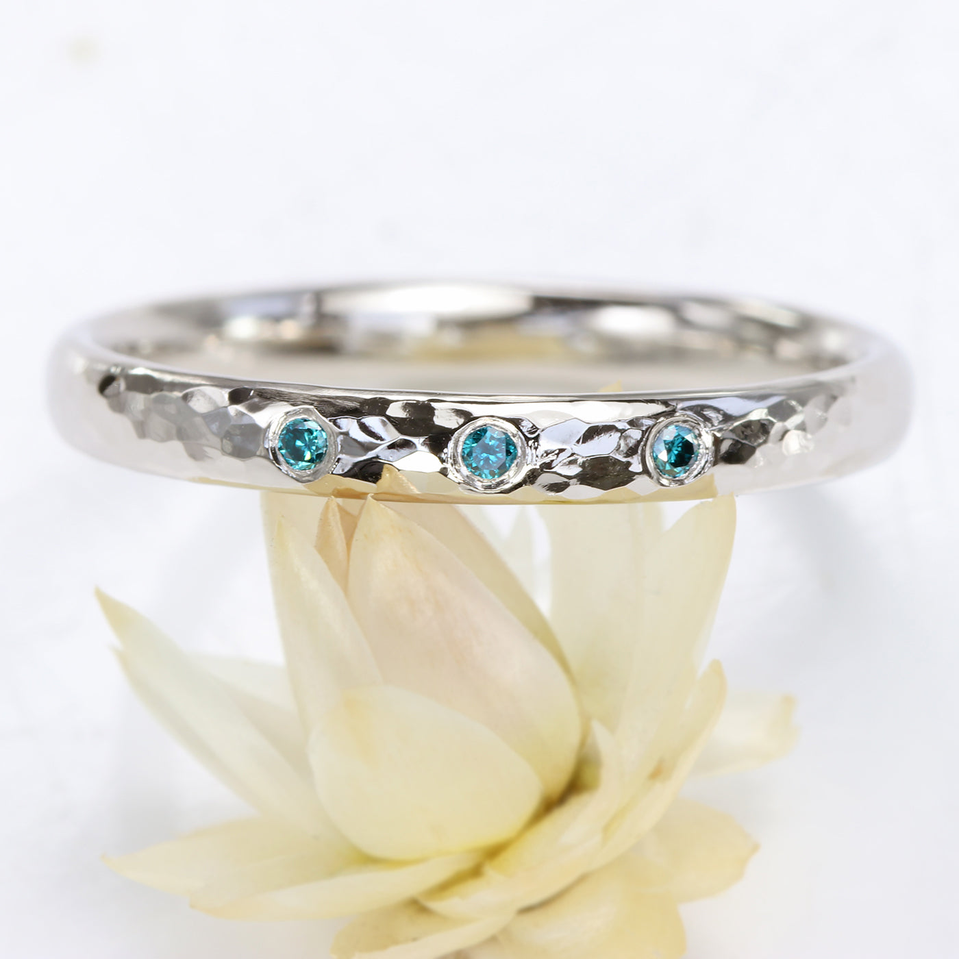 18ct White Gold Hammered Blue Diamond Wedding Ring