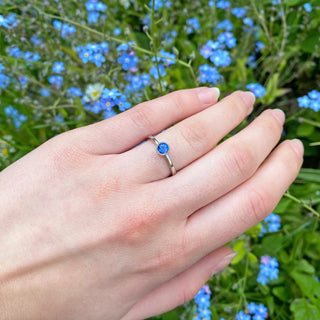 Platinum Ceylon Sapphire Solitaire Engagement Ring