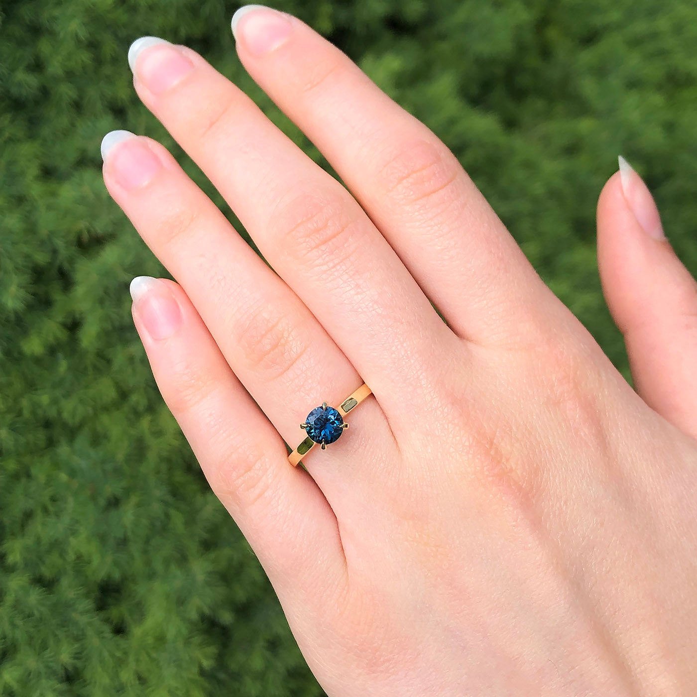 18ct Gold Parti Sapphire Claw Set Solitaire Engagement Ring