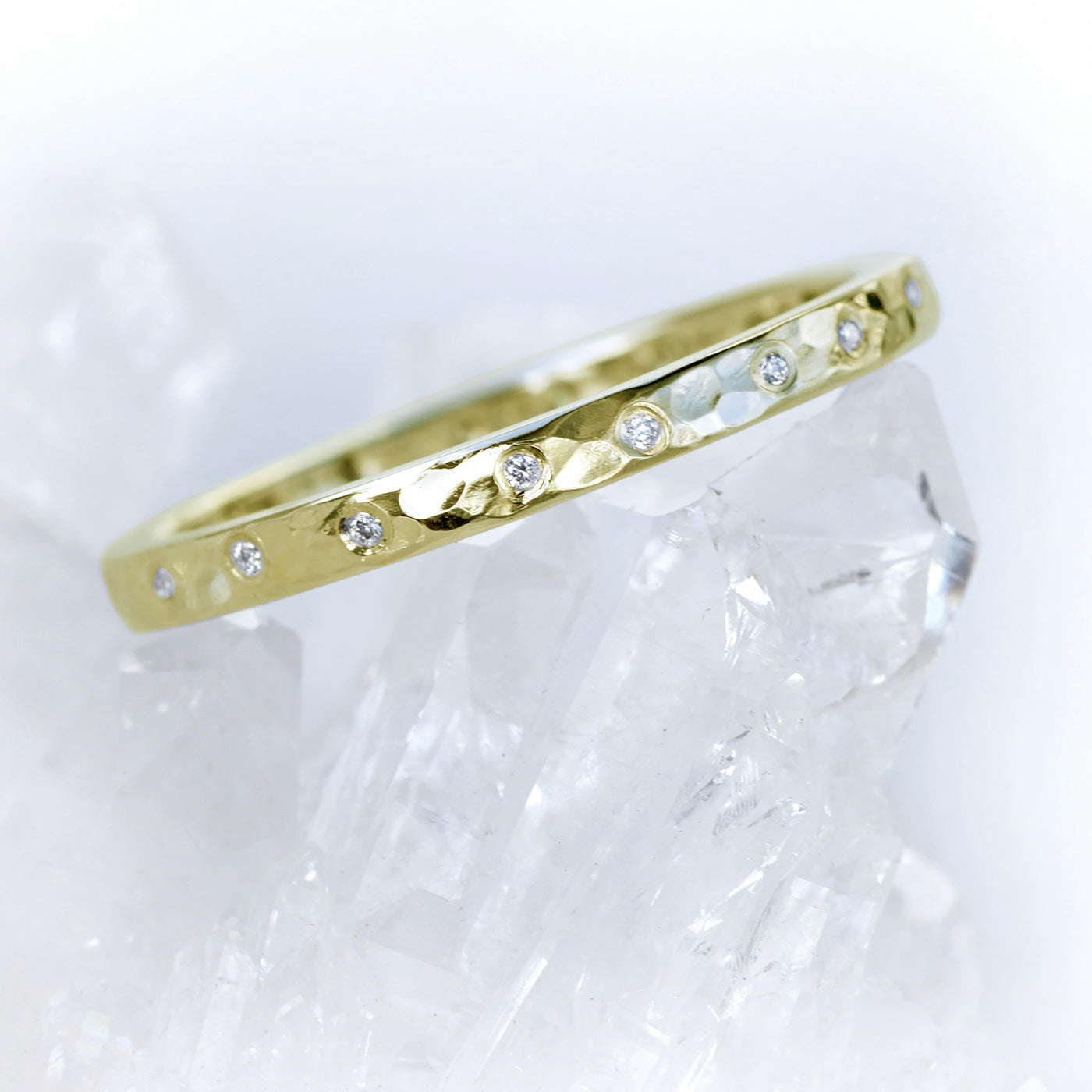 18ct Gold Slim Hammered 20 Diamond Wedding Ring