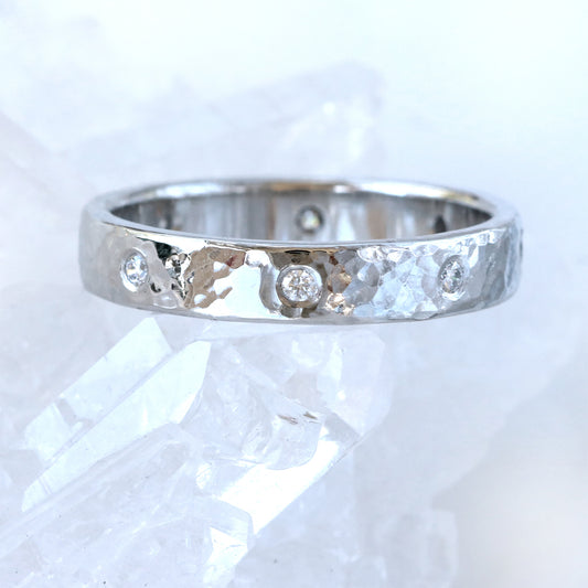 3.5mm 18ct White Gold 8 Diamond Hammered Wedding Ring