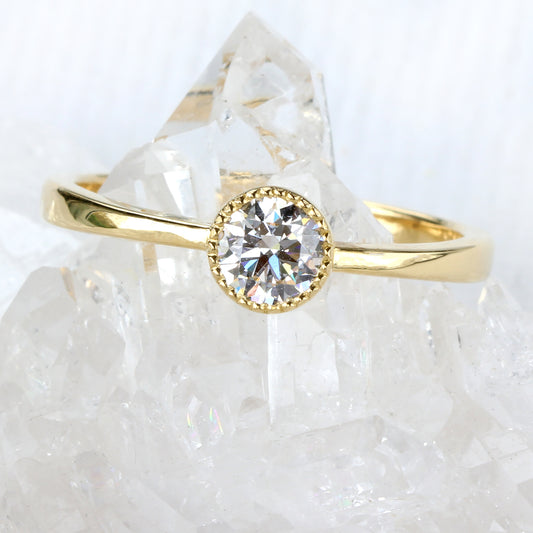 18ct Gold Milgrain Engraved Diamond Solitaire Engagement Ring