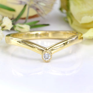 18ct Gold Solitaire Diamond Wishbone Wedding Ring