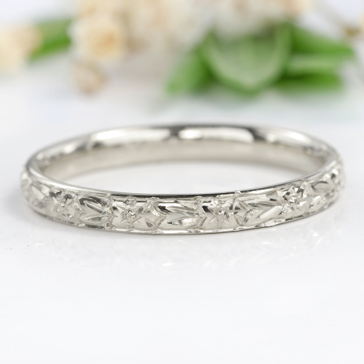 Platinum Orange Blossom Engraved 2.5mm Comfort Fit Court Wedding Ring