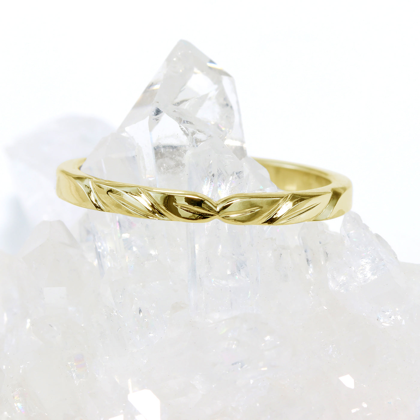 18ct Gold Slim Leaf Wedding Ring - In stock size K 1/2 (Resize G - L)