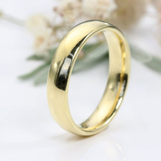18ct Gold Polished 5mm Comfort Fit (Court) Wedding Ring