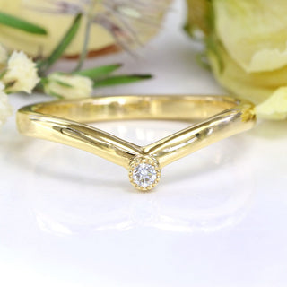 18ct Gold Solitaire Diamond Wishbone Wedding Ring