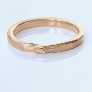 18ct Rose Gold 2mm Spun Silk Slim Ribbon Twist Wedding Ring