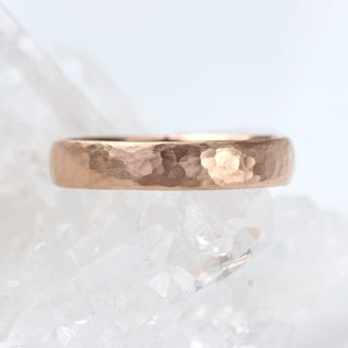 18ct Rose Gold 4mm Comfort Fit (Court) Hammered Wedding Ring