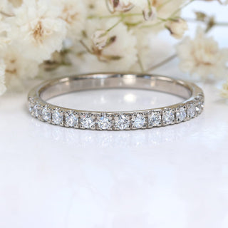 18ct White Gold 15 Pavé Diamond Wedding Ring - Size L